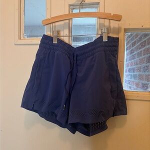 Athleta navy blue shorts with built-in liner, Size: 0 #athletic #running